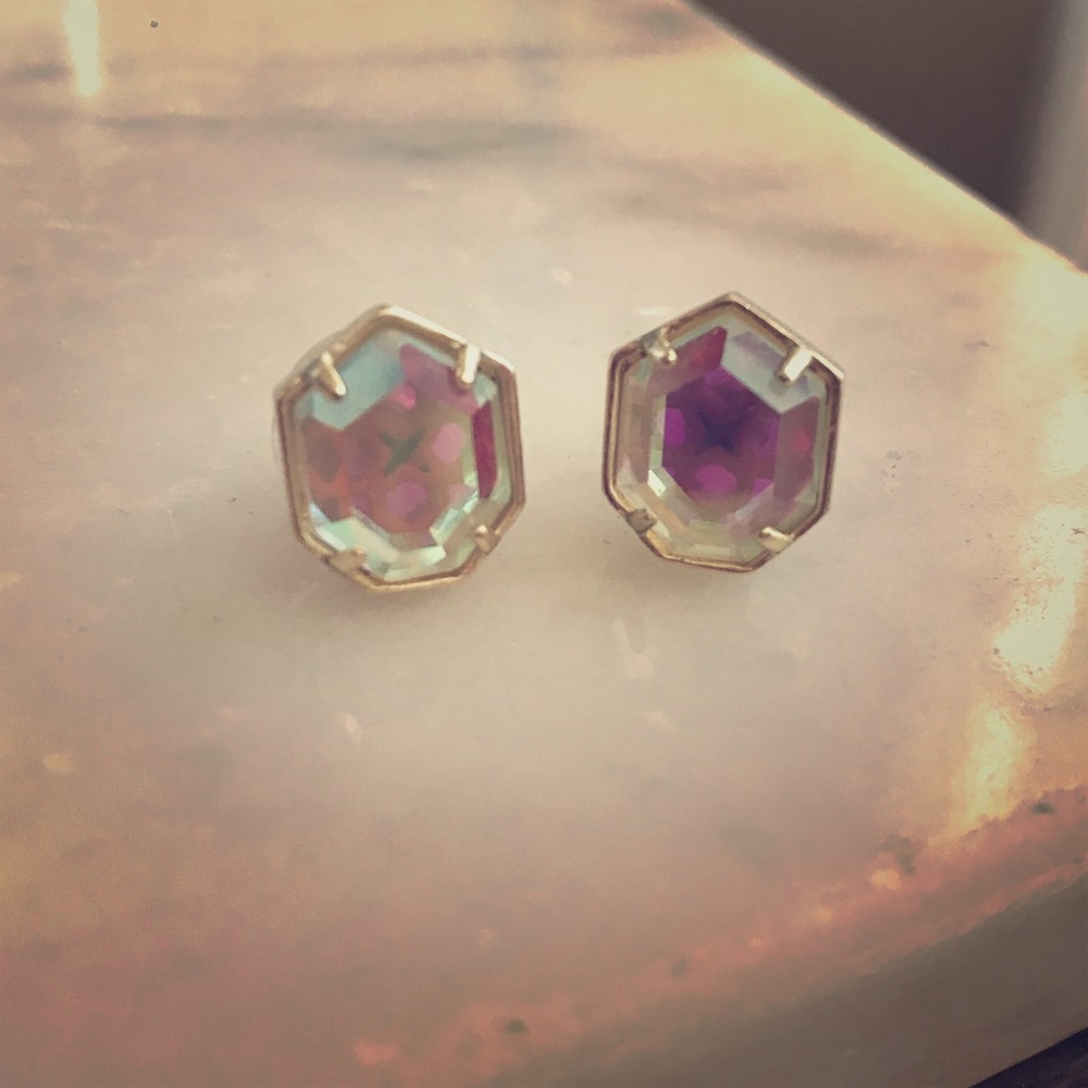 Kendra Scott Taylor Earrings